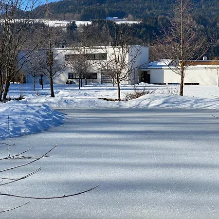 Villa Designferienhaus Bauhausvilla Pool-park-ski *