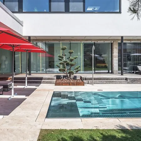 Designferienhaus Bauhausvilla Pool-park-ski Spittal an der Drau